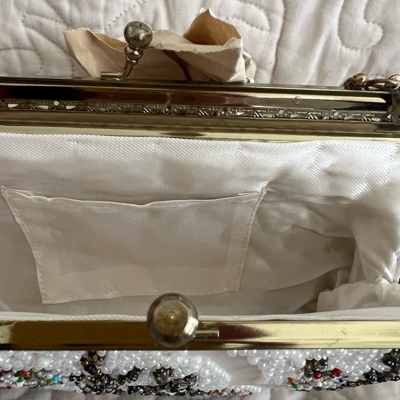 Beautiful Japanese Beaded Clutch - Picture 3 of 9